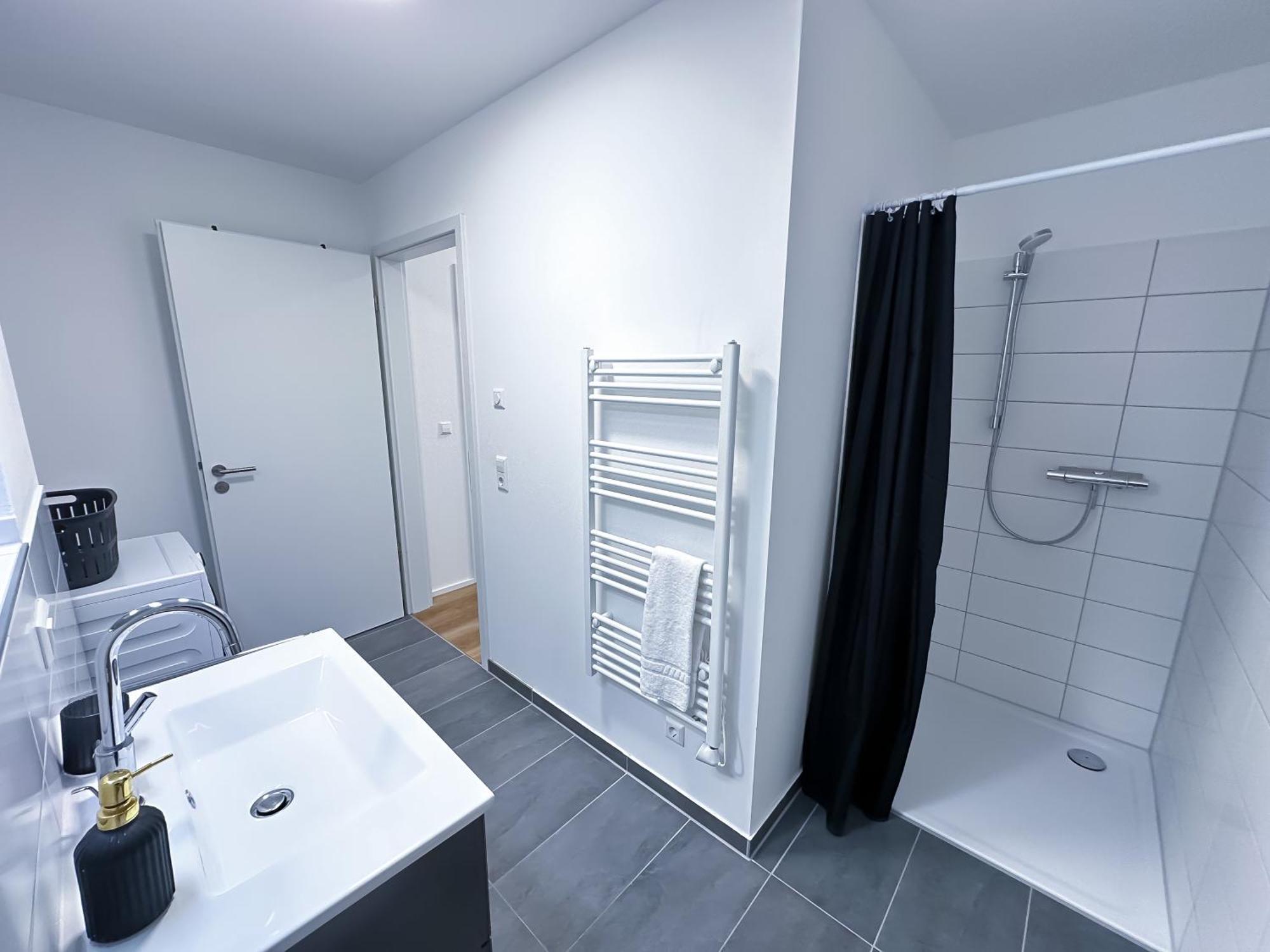 Suite4Me - Balkon I Kueche I Waschmaschine I Mainz-Kostheim Wiesbaden Exteriér fotografie